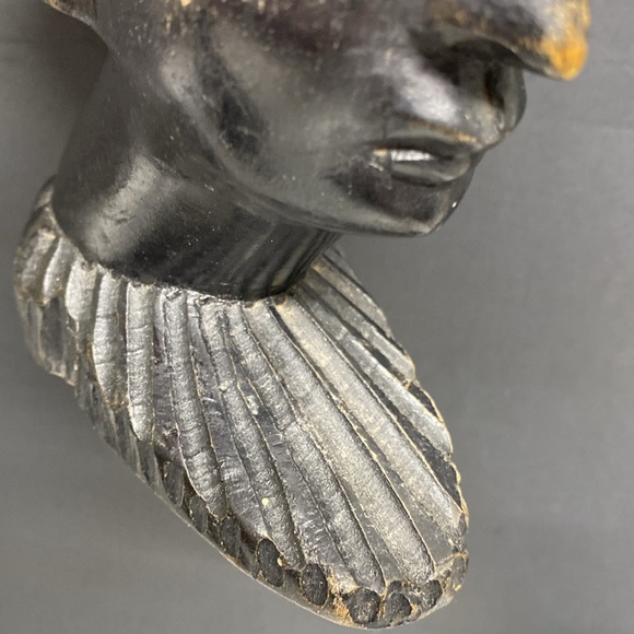 African Hand Carved Ebony Wood Bust Sculptures Tribal Head Set of Two - Picture 11 of 14